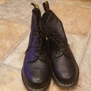 Dr. Martens Men's Nappa Boot